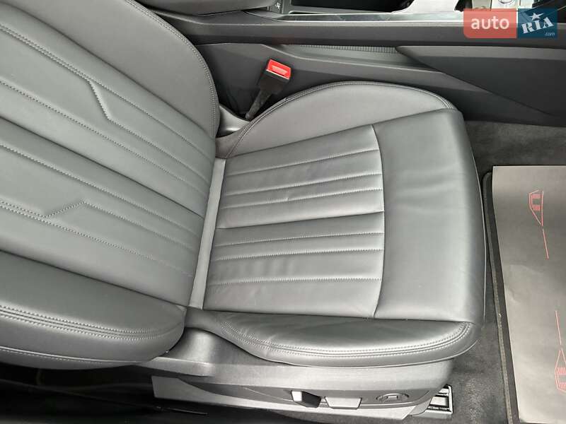 Позашляховик / Кросовер Audi e-tron 2022 в Києві