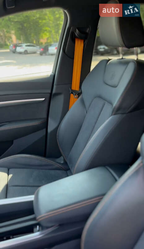 Позашляховик / Кросовер Audi e-tron 2022 в Києві