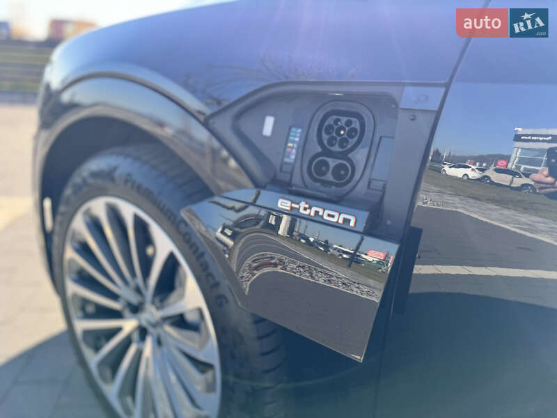 Внедорожник / Кроссовер Audi e-tron 2020 в Мукачево