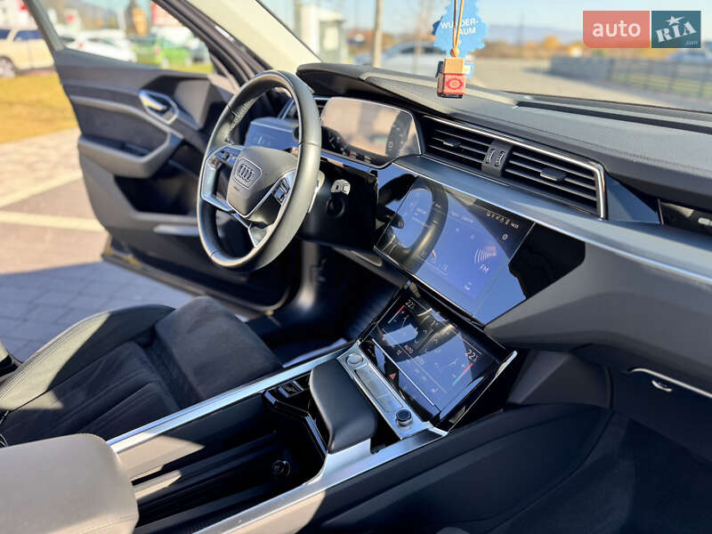 Внедорожник / Кроссовер Audi e-tron 2020 в Мукачево