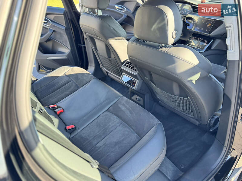 Внедорожник / Кроссовер Audi e-tron 2020 в Мукачево