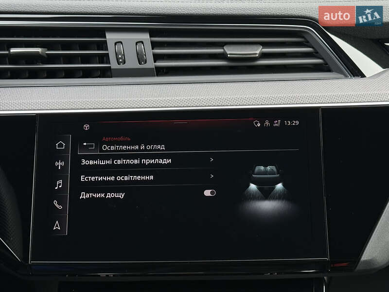 Позашляховик / Кросовер Audi e-tron 2022 в Львові