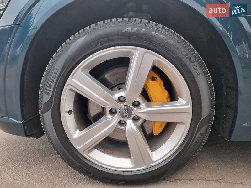 Внедорожник / Кроссовер Audi e-tron 2020 в Коломые