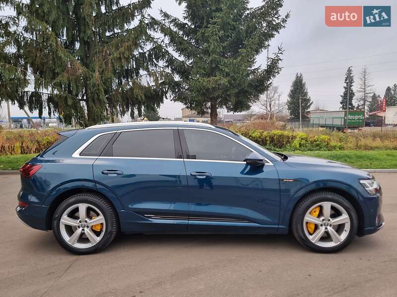 Внедорожник / Кроссовер Audi e-tron 2020 в Коломые