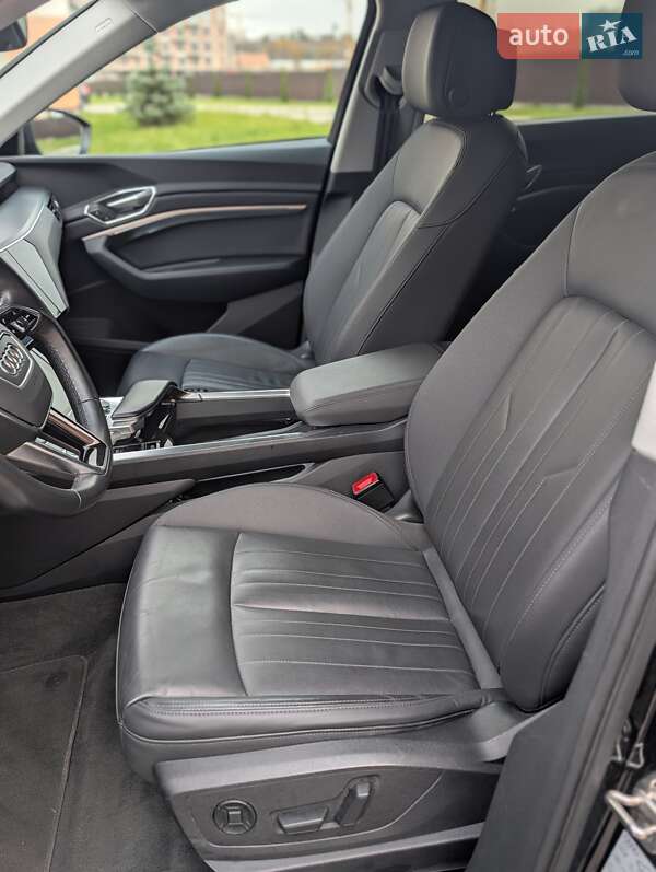 Внедорожник / Кроссовер Audi e-tron 2022 в Львове