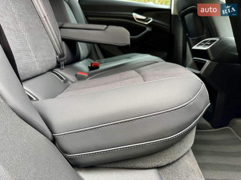 Позашляховик / Кросовер Audi e-tron 2020 в Дрогобичі