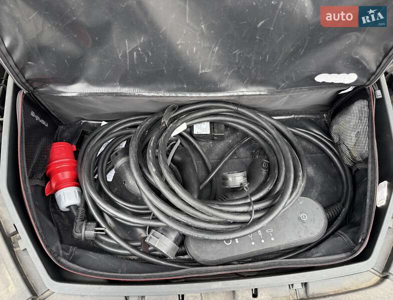 Внедорожник / Кроссовер Audi e-tron 2021 в Львове