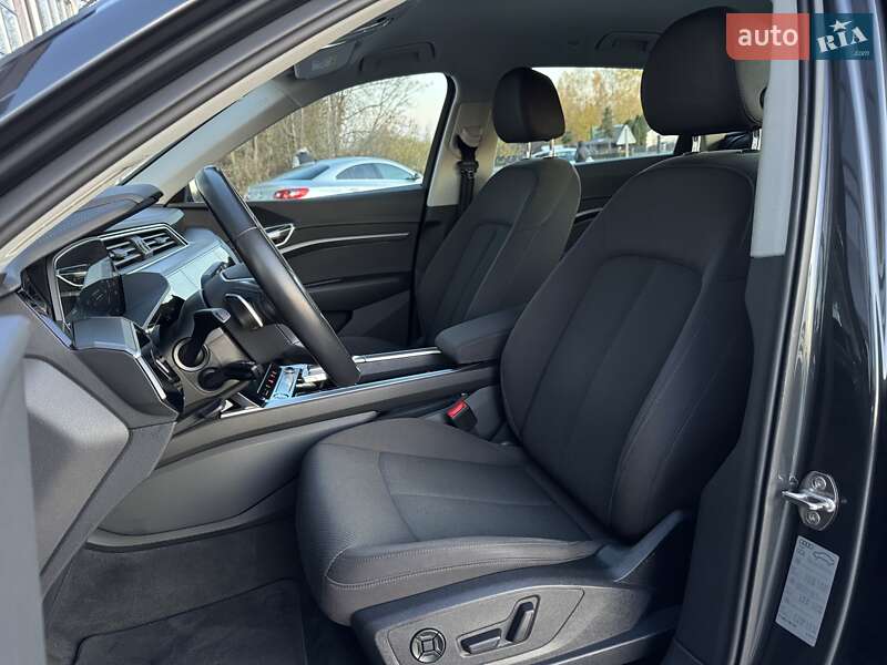 Внедорожник / Кроссовер Audi e-tron 2020 в Тернополе фото 41 Внедорожник / Кроссовер Audi e-tron 2020 в Тернополе