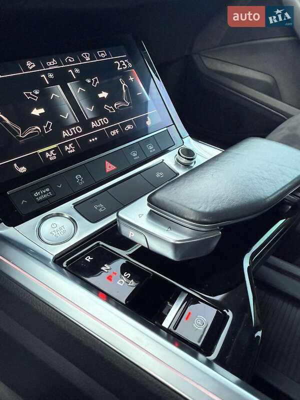 Позашляховик / Кросовер Audi e-tron 2019 в Дрогобичі