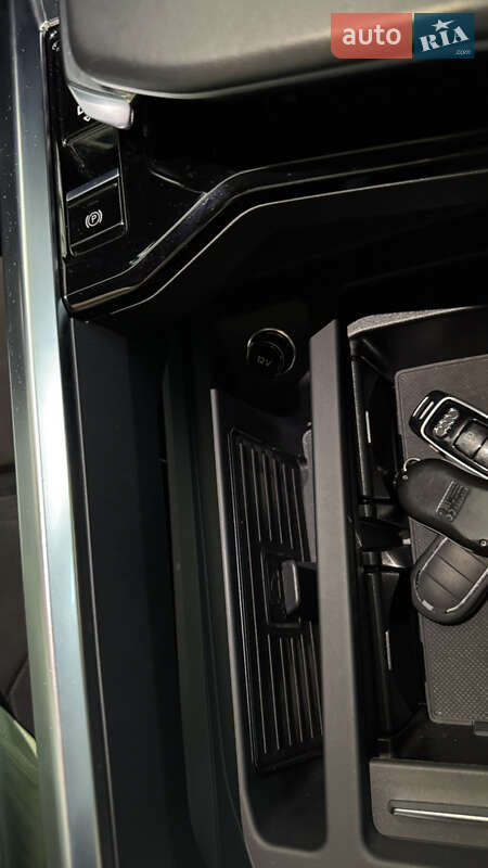 Позашляховик / Кросовер Audi e-tron 2019 в Ужгороді