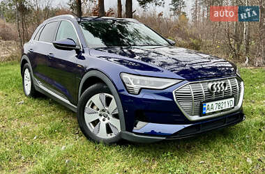Позашляховик / Кросовер Audi e-tron 2021 в Києві