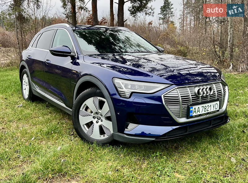 Внедорожник / Кроссовер Audi e-tron 2021 в Киеве фото Внедорожник / Кроссовер Audi e-tron 2021 в Киеве
