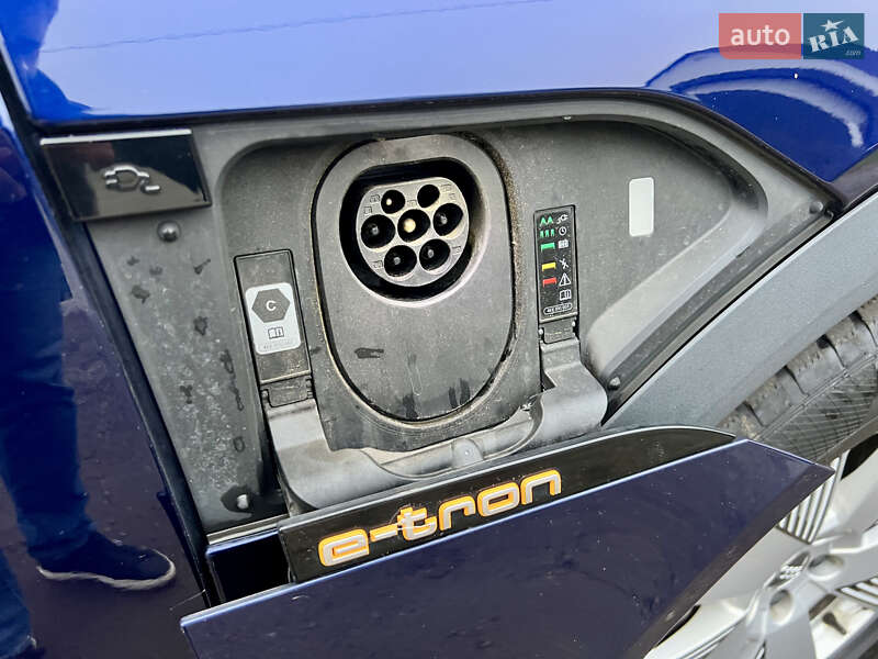 Внедорожник / Кроссовер Audi e-tron 2021 в Киеве фото 31 Внедорожник / Кроссовер Audi e-tron 2021 в Киеве