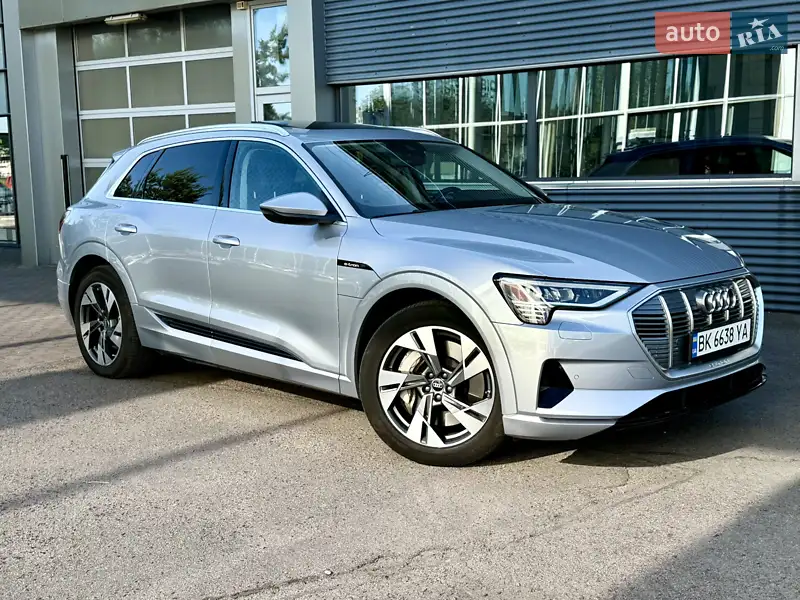 Audi e-tron