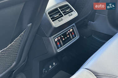 Внедорожник / Кроссовер Audi e-tron 2022 в Ровно