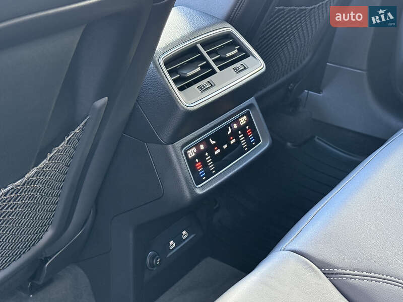 Внедорожник / Кроссовер Audi e-tron 2022 в Ровно