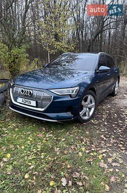 Внедорожник / Кроссовер Audi e-tron 2019 в Харькове
