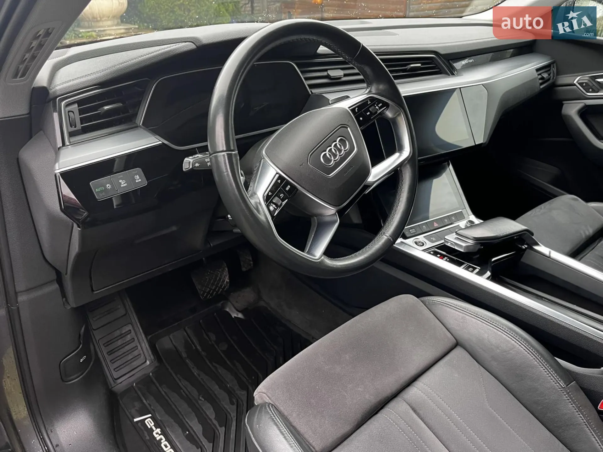 2021 Audi e-tron - мініатюра 48