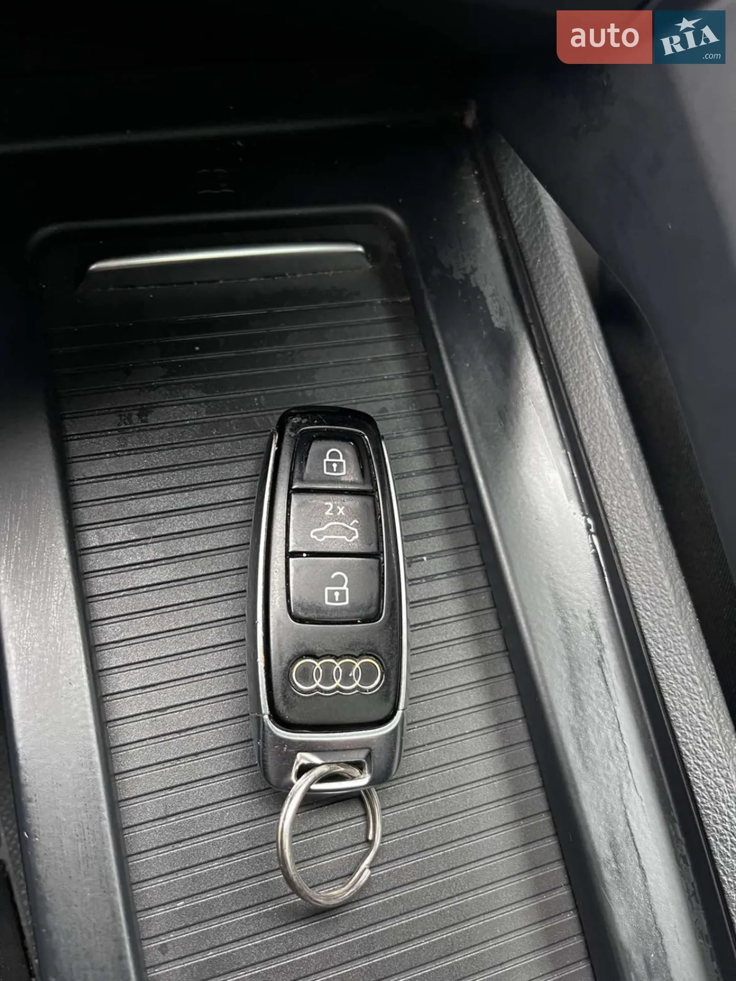 2021 Audi e-tron - мініатюра 12