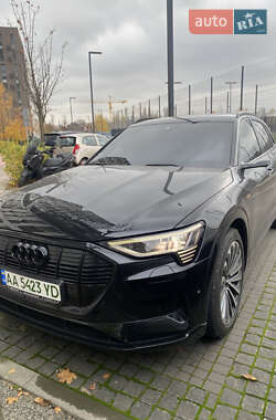 Позашляховик / Кросовер Audi e-tron 2020 в Києві