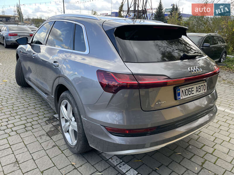 Внедорожник / Кроссовер Audi e-tron 2019 в Львове фото 4 Внедорожник / Кроссовер Audi e-tron 2019 в Львове