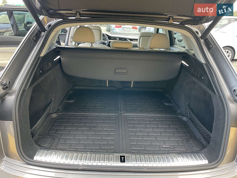 Внедорожник / Кроссовер Audi e-tron 2019 в Львове фото 7 Внедорожник / Кроссовер Audi e-tron 2019 в Львове