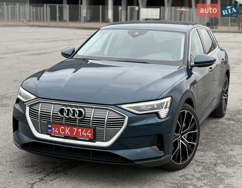 Позашляховик / Кросовер Audi e-tron 2021 в Києві фото 4 Позашляховик / Кросовер Audi e-tron 2021 в Києві