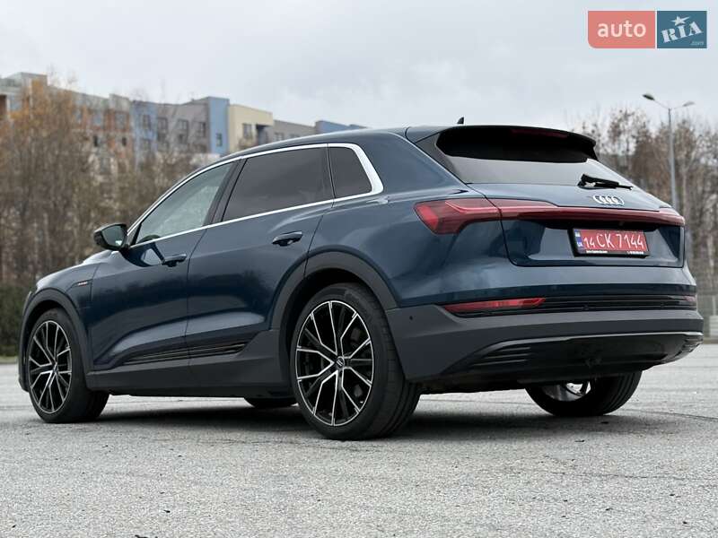 Позашляховик / Кросовер Audi e-tron 2021 в Києві фото 9 Позашляховик / Кросовер Audi e-tron 2021 в Києві