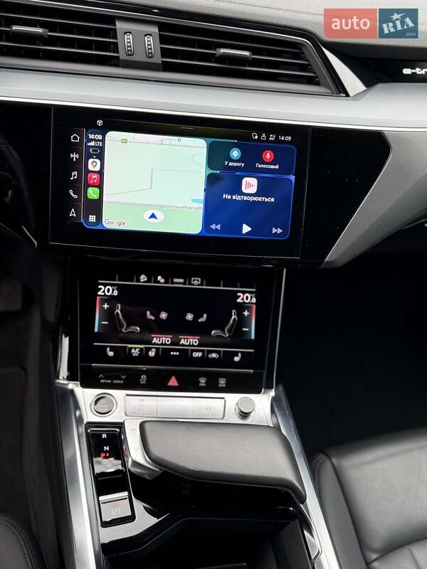 Позашляховик / Кросовер Audi e-tron 2021 в Києві фото 44 Позашляховик / Кросовер Audi e-tron 2021 в Києві