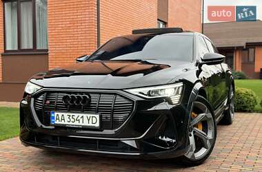 Позашляховик / Кросовер Audi e-tron 2021 в Києві