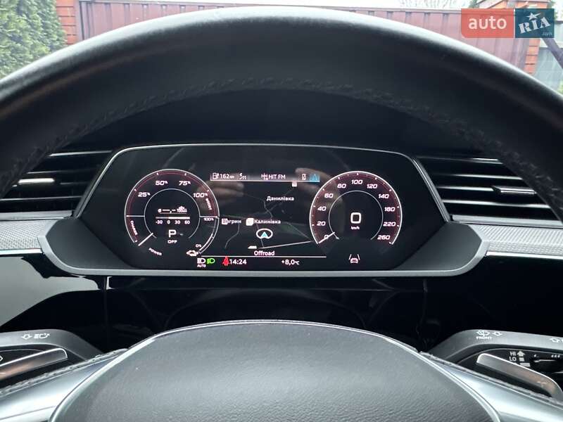 Внедорожник / Кроссовер Audi e-tron 2021 в Киеве фото 54 Внедорожник / Кроссовер Audi e-tron 2021 в Киеве