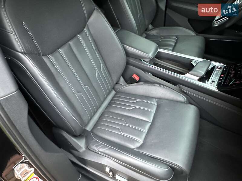 Внедорожник / Кроссовер Audi e-tron 2021 в Киеве фото 72 Внедорожник / Кроссовер Audi e-tron 2021 в Киеве