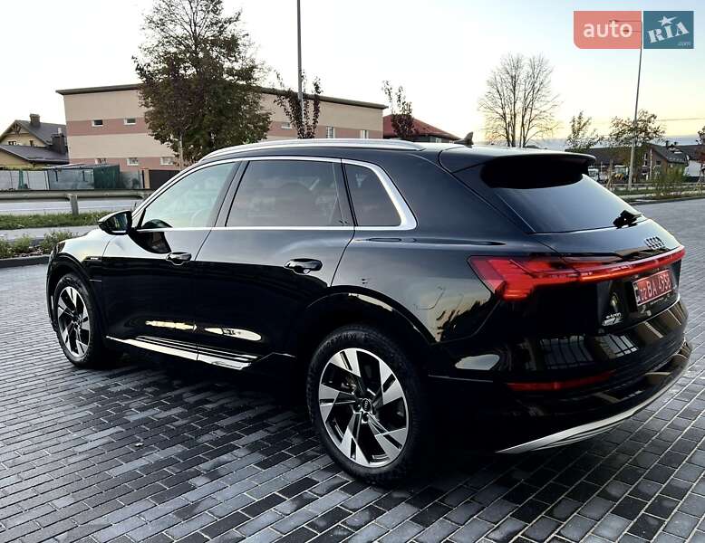 Внедорожник / Кроссовер Audi e-tron 2021 в Виннице
