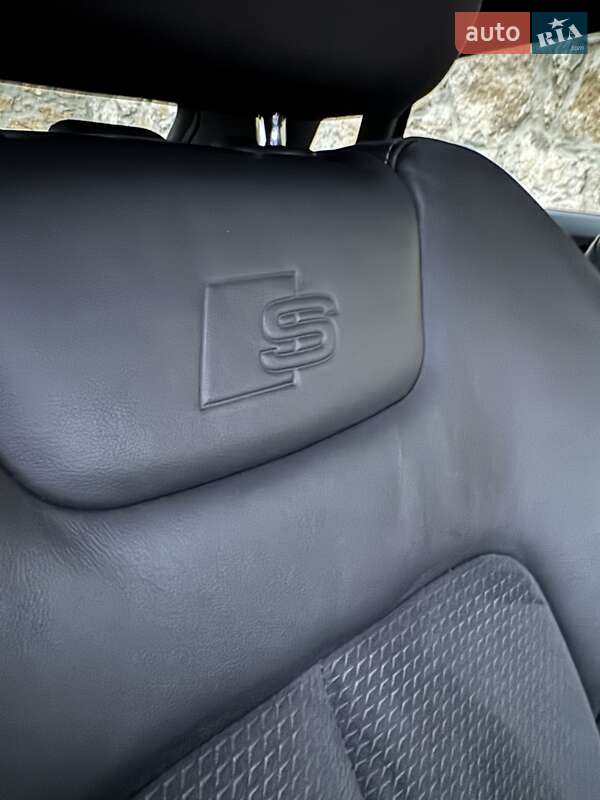 Позашляховик / Кросовер Audi e-tron 2019 в Рівному