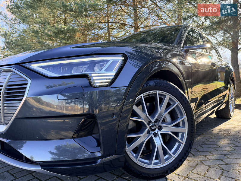 Внедорожник / Кроссовер Audi e-tron 2020 в Дрогобыче