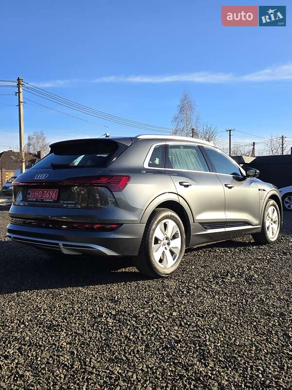 Позашляховик / Кросовер Audi e-tron 2020 в Луцьку