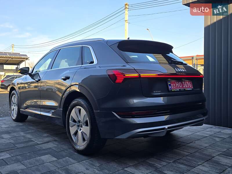 Позашляховик / Кросовер Audi e-tron 2020 в Луцьку