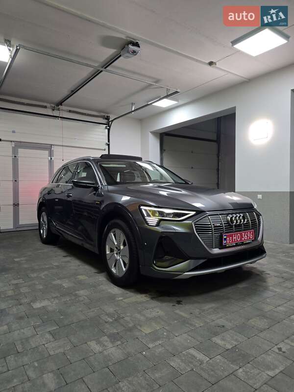 Позашляховик / Кросовер Audi e-tron 2020 в Луцьку
