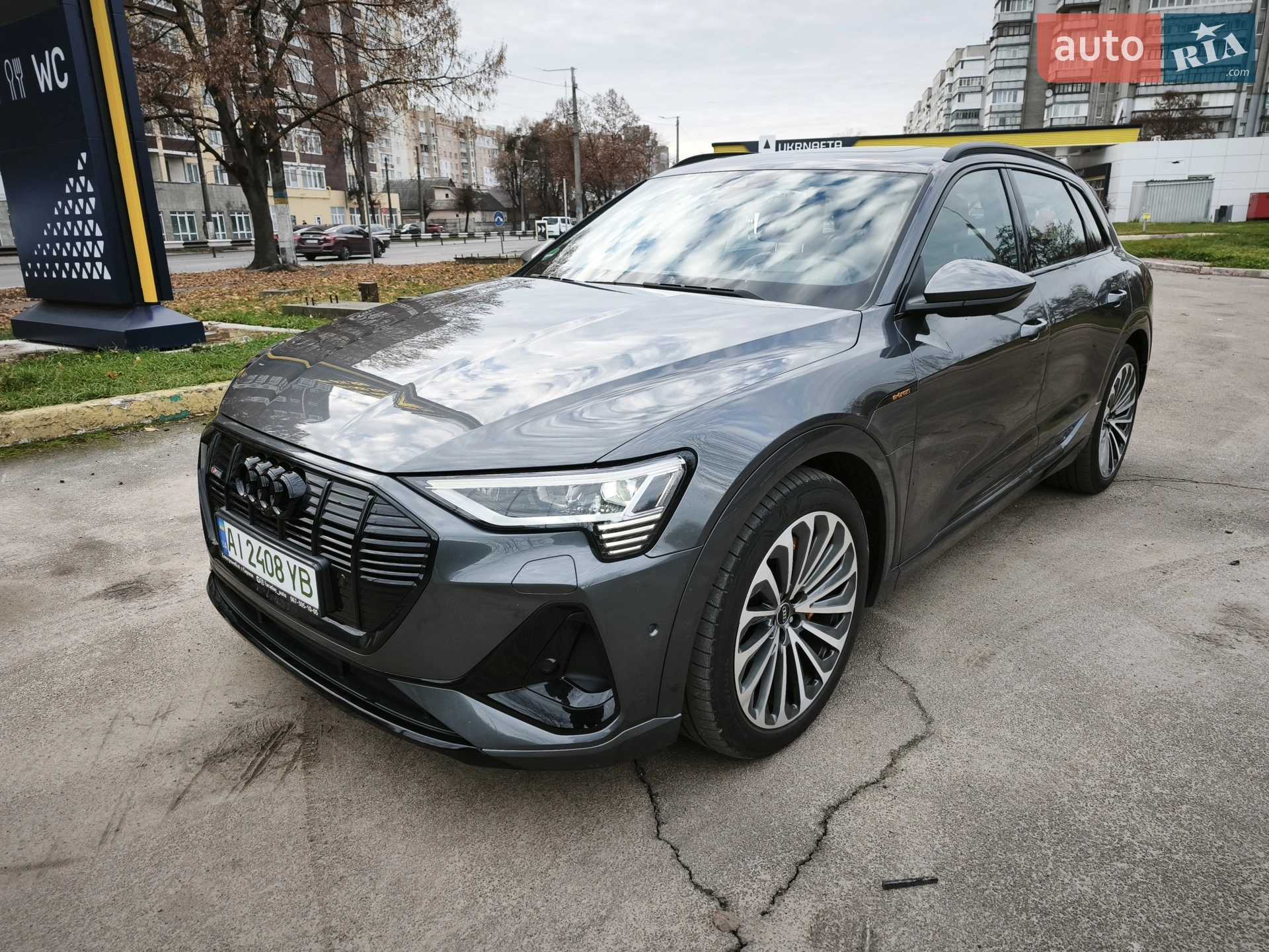 2022 Audi e-tron - мініатюра 2