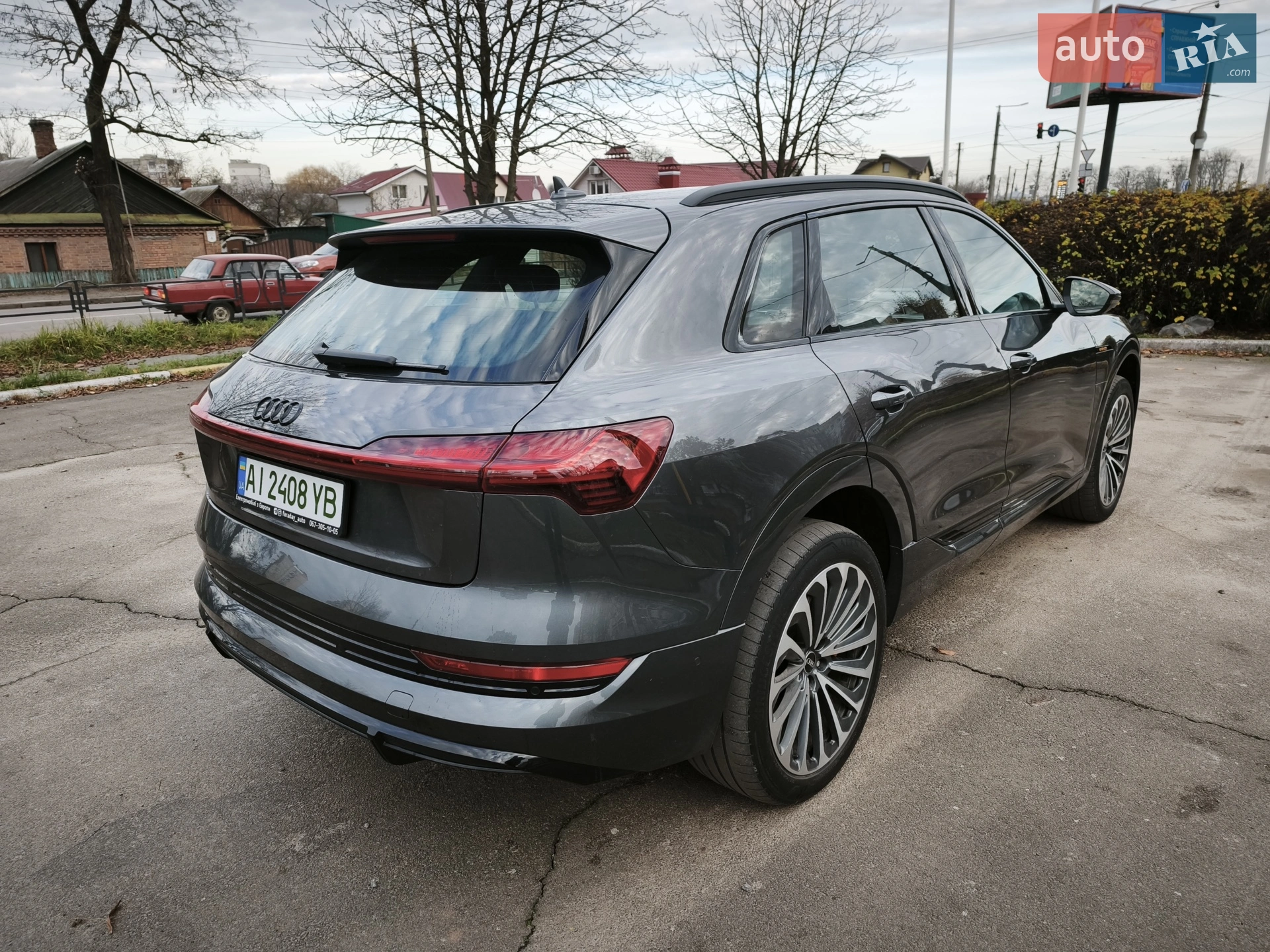 2022 Audi e-tron - мініатюра 8