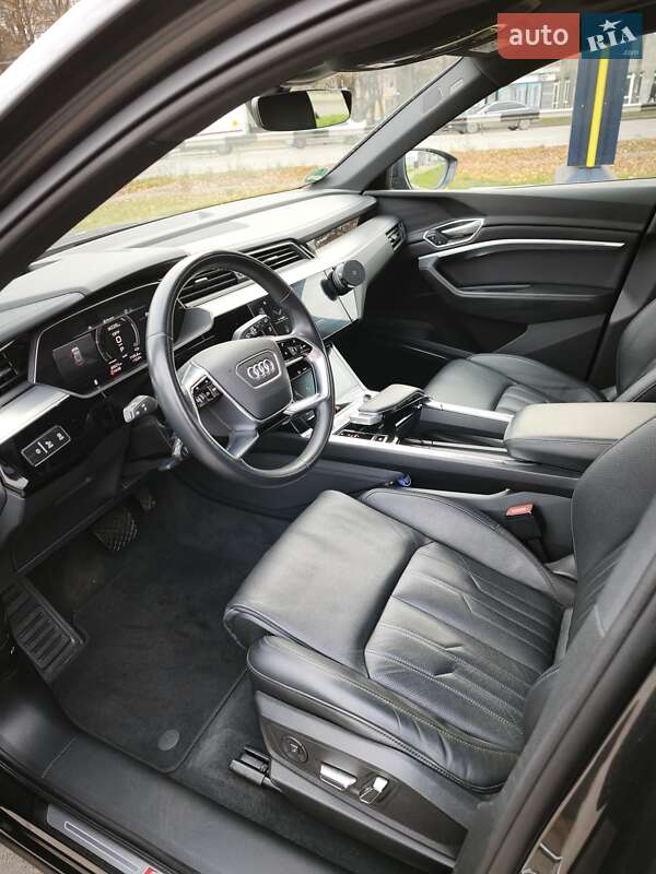 Внедорожник / Кроссовер Audi e-tron 2022 в Житомире