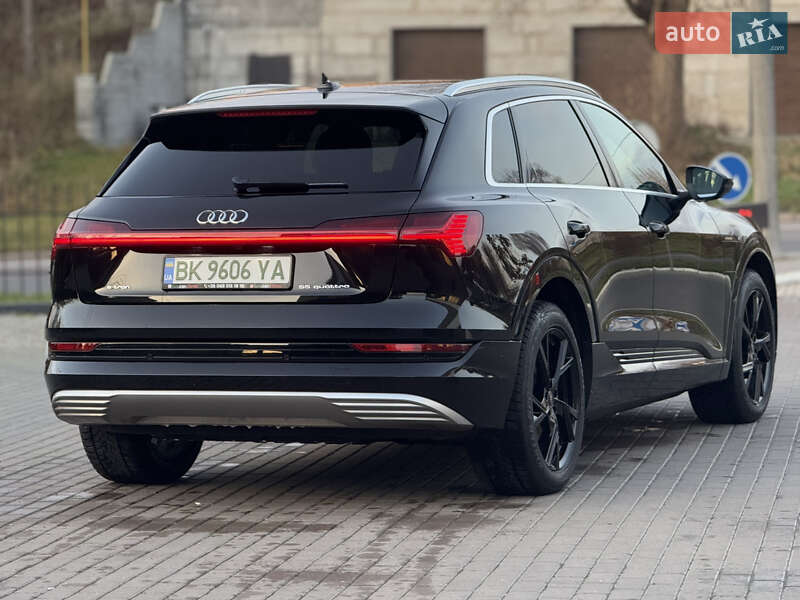 Внедорожник / Кроссовер Audi e-tron 2021 в Ровно фото 6 Внедорожник / Кроссовер Audi e-tron 2021 в Ровно