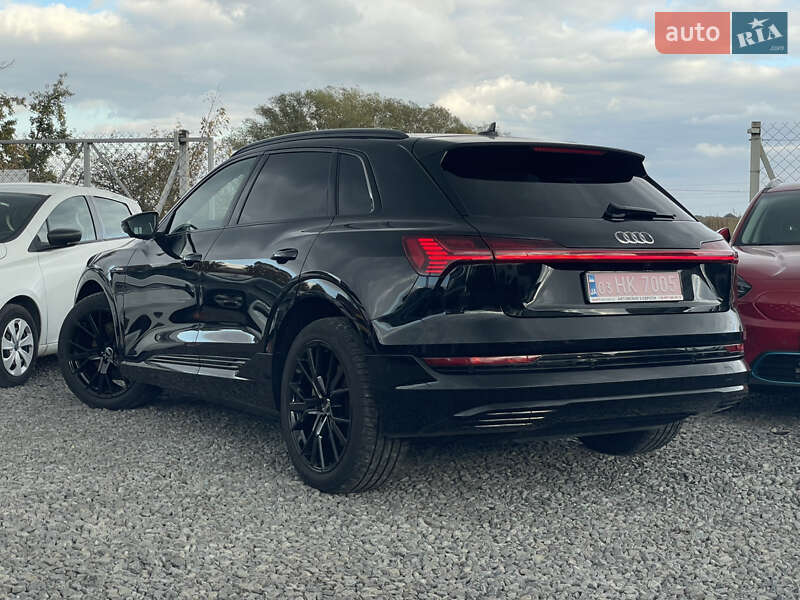 Внедорожник / Кроссовер Audi e-tron 2021 в Львове