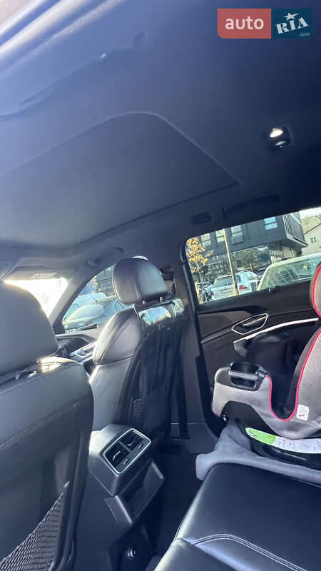 Позашляховик / Кросовер Audi e-tron 2019 в Львові