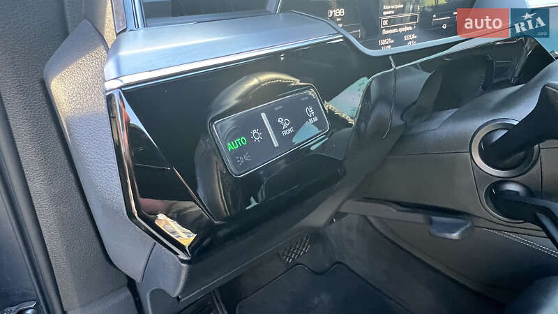 Позашляховик / Кросовер Audi e-tron 2019 в Львові