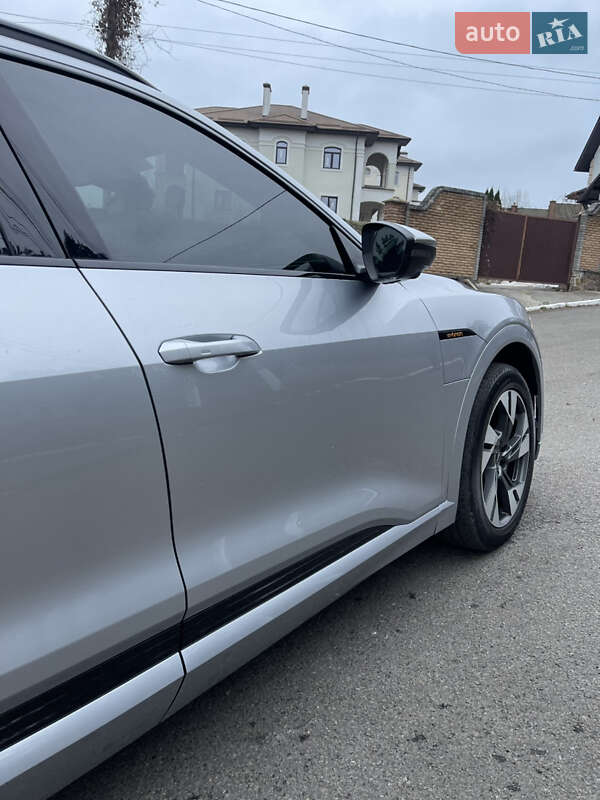 Внедорожник / Кроссовер Audi e-tron 2022 в Василькове