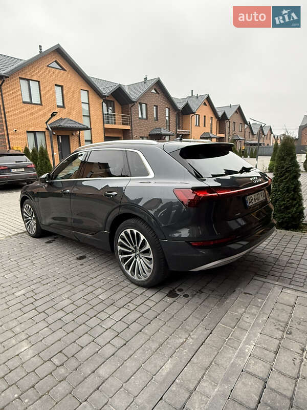 Позашляховик / Кросовер Audi e-tron 2020 в Вінниці фото 3 Позашляховик / Кросовер Audi e-tron 2020 в Вінниці
