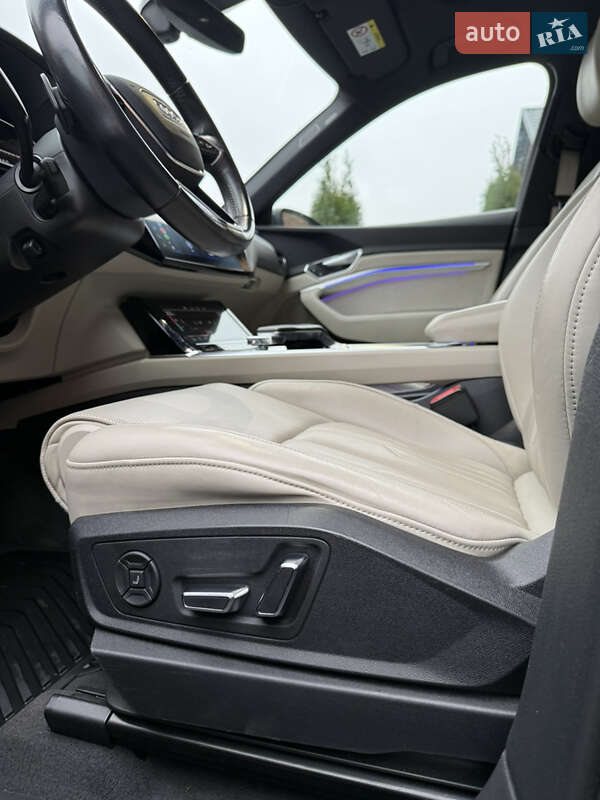 Позашляховик / Кросовер Audi e-tron 2020 в Вінниці фото 30 Позашляховик / Кросовер Audi e-tron 2020 в Вінниці