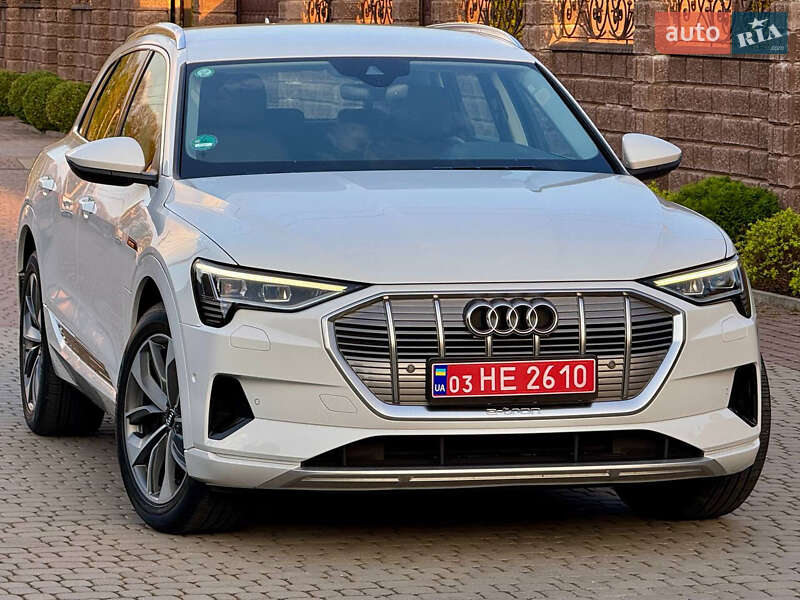 Внедорожник / Кроссовер Audi e-tron 2020 в Ровно фото 15 Внедорожник / Кроссовер Audi e-tron 2020 в Ровно