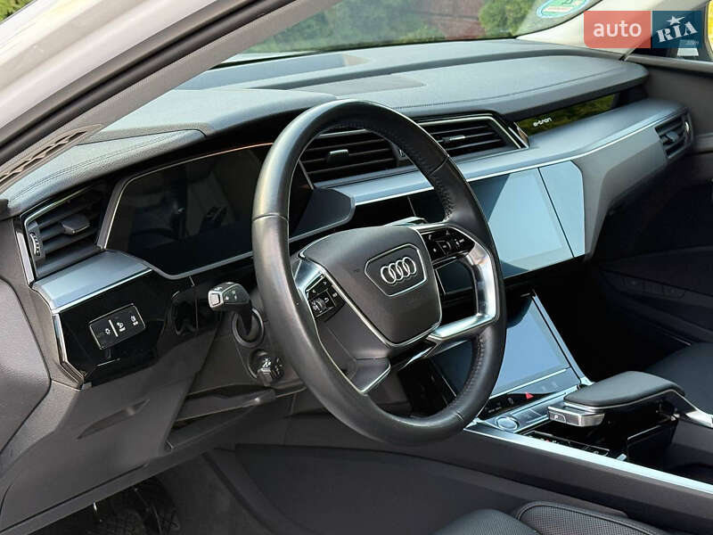 Внедорожник / Кроссовер Audi e-tron 2020 в Ровно фото 34 Внедорожник / Кроссовер Audi e-tron 2020 в Ровно